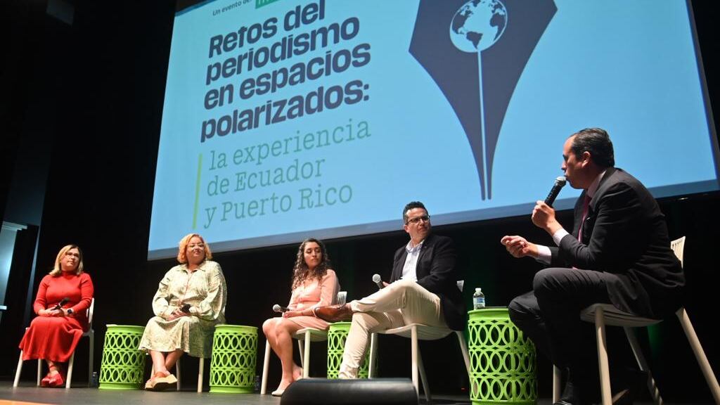Retos del periodismo en espacios polarizados: La experiencia de Ecuador y Puerto Rico Metro PR 9 de febrero de 2023 Foto: Dennis A. Jones
