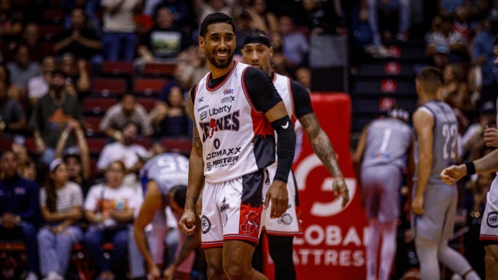Los Leones de Ponce lograron vencer a los Vaqueros en tiempo extra.