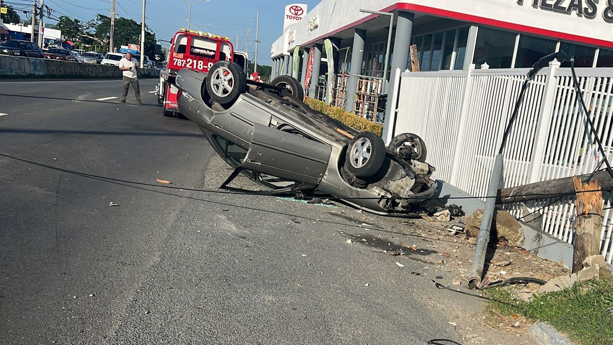 Accidente de auto en Barceloneta.