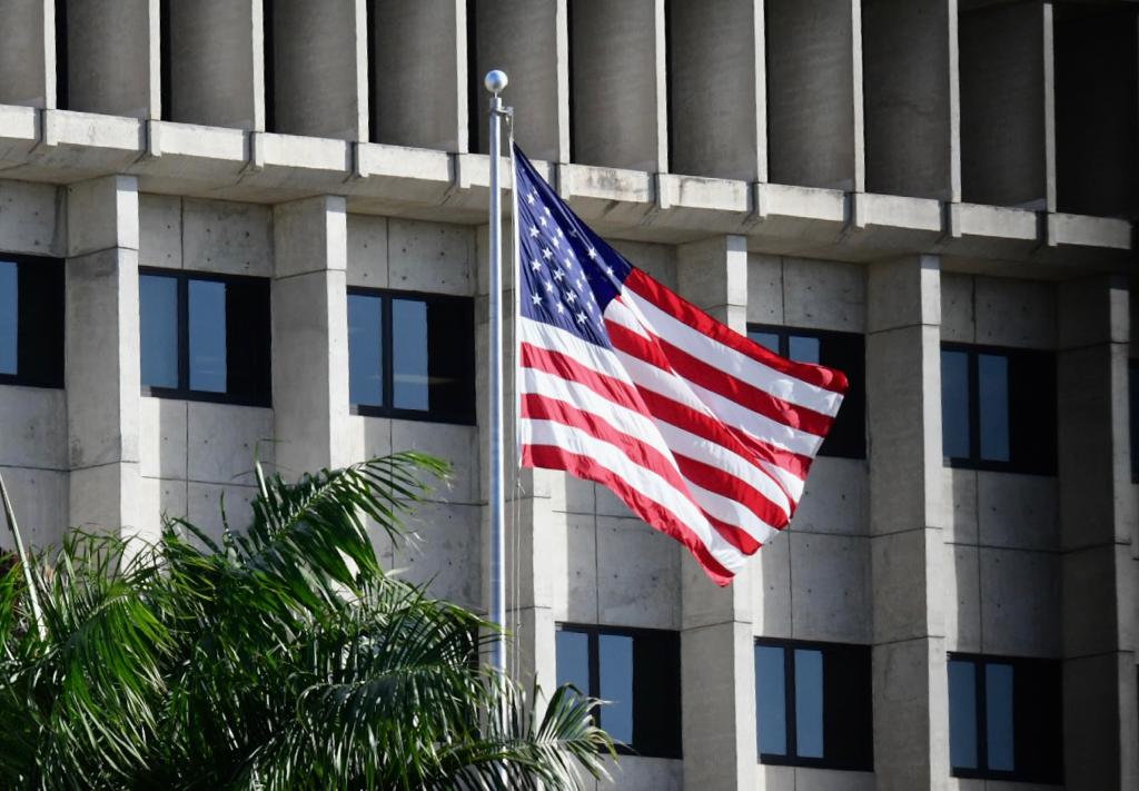 Jueza federal ordena restitución de más de $311 mil por incendio en Luichy’s Hotel