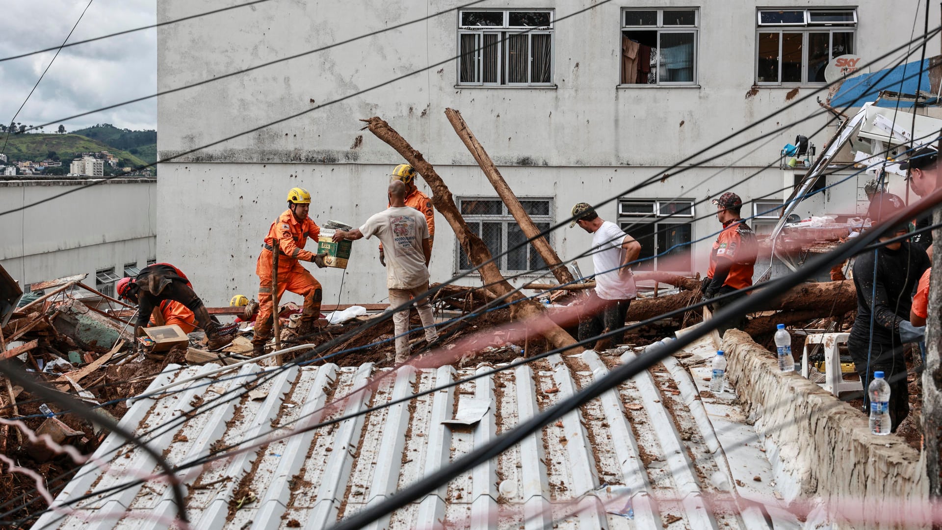 Ascienden a 36 las muertes por lluvias torrenciales en Minas Gerais (Brasil)