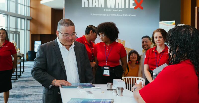 Víctor Ramos, secretario de Salud, en Cumbre Ryan White.