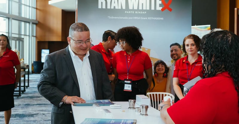 Víctor Ramos, secretario de Salud, en Cumbre Ryan White.
