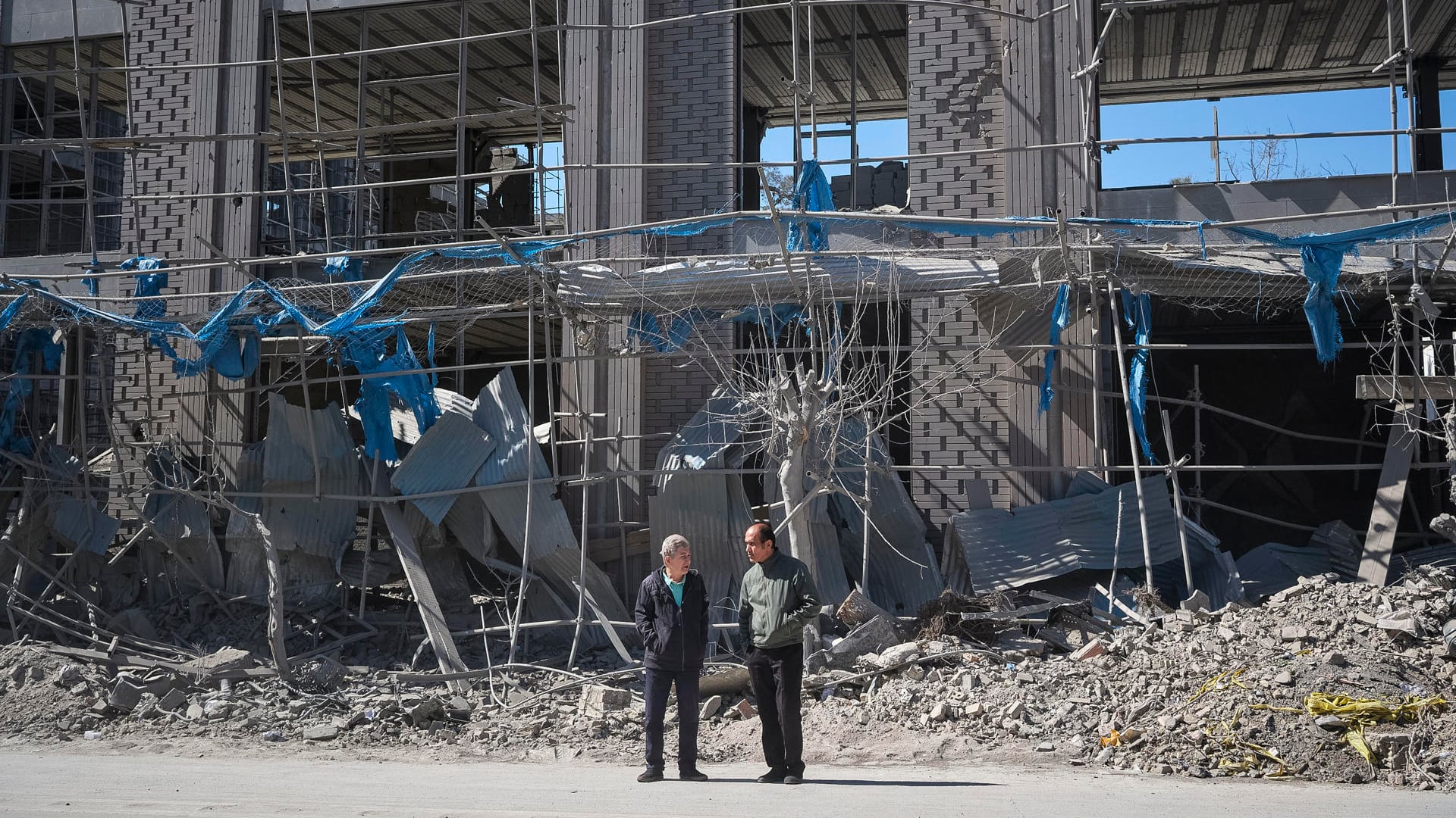 Bombardeos en aeropuertos iraníes y sin rastro de la bomba nuclear: lo último de la guerra