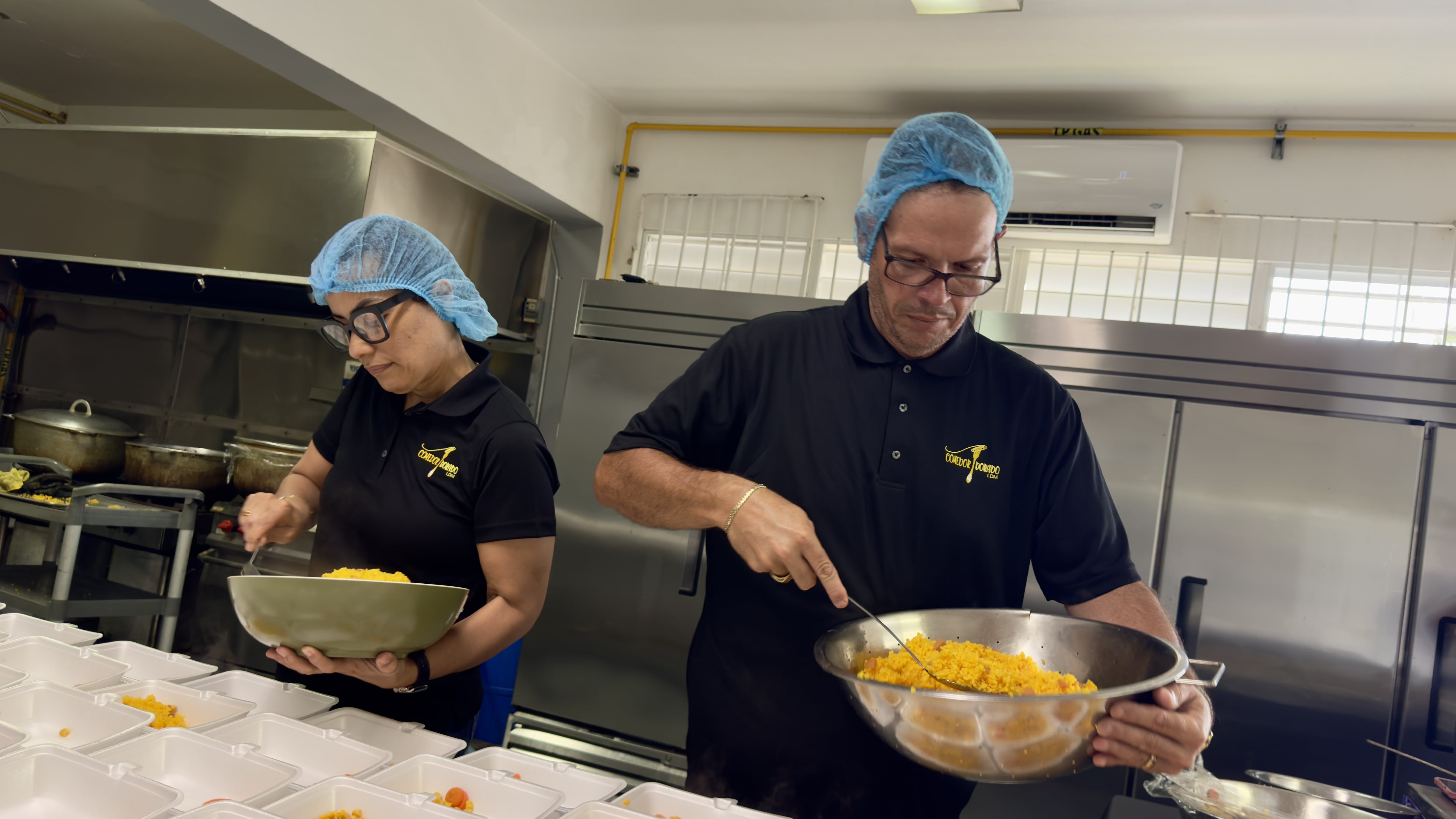 Ofrecerán comida gratis a empleados del gobierno federal.