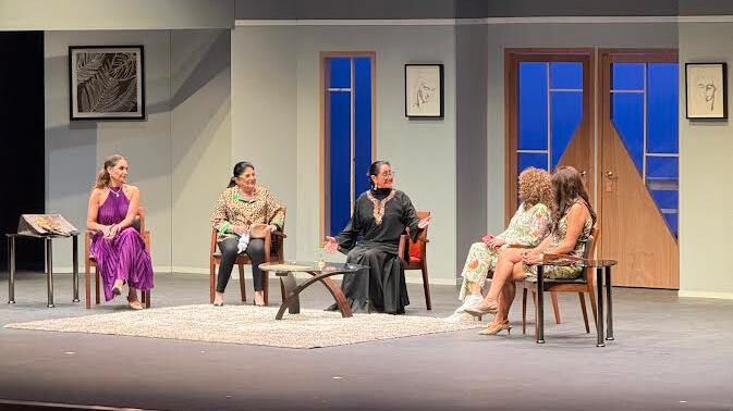 Escena de la obra de teatro “Las Leonas”.