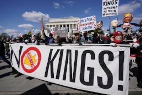 Protestas contra Donald Trump crecen en EE.UU. y el mundo con el movimiento “No Kings”