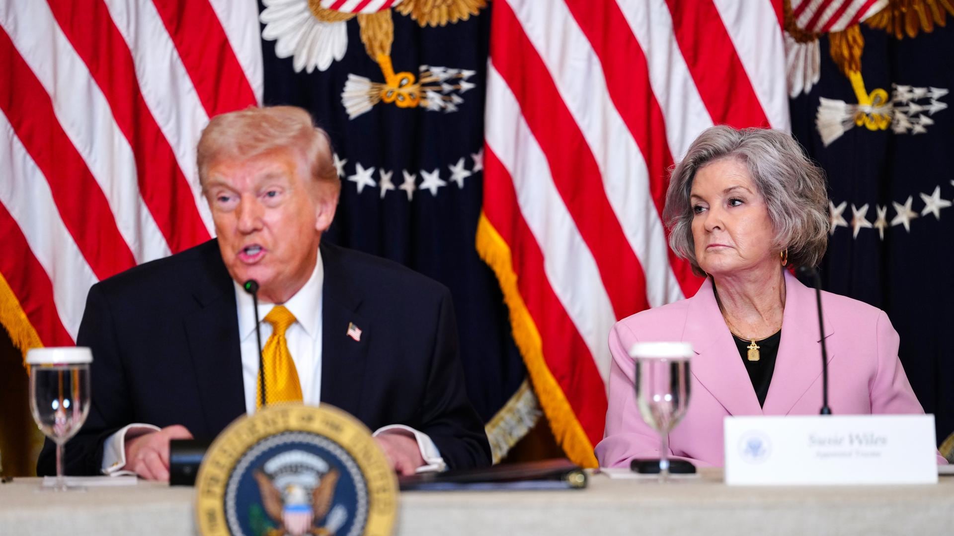 Susie Wiles, jefa de gabinete de Trump, es diagnosticada con cáncer de mama