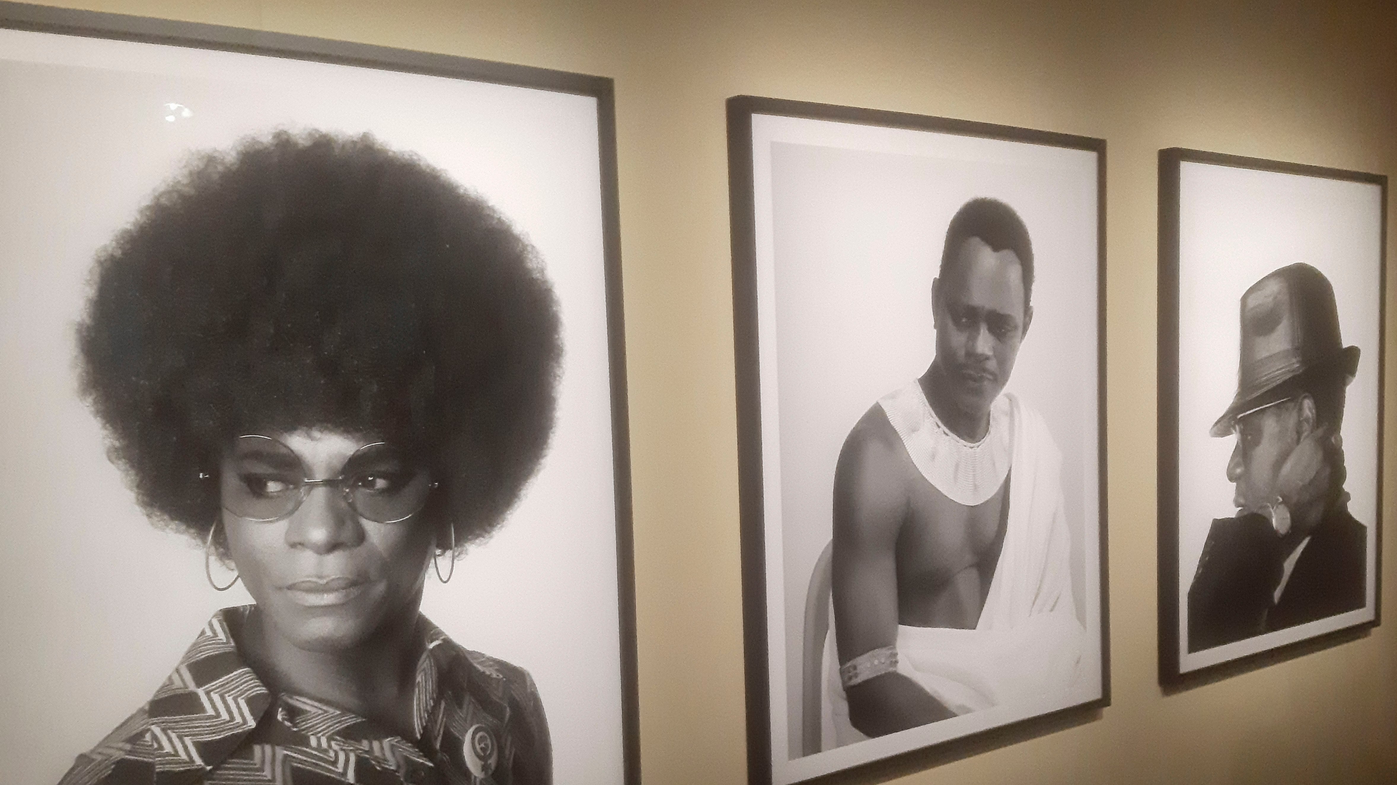 Vista de la exposición 'Africa Fashion', que se inaugura mañana, martes, y estará presente hasta el 12 de julio en el museo Quai Branly- Jacques Chirac de París. EFE/ Antonio Torres Del Cerro