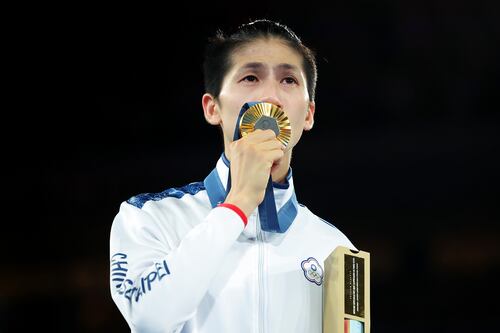 La boxeadora Lin Yu-ting se colgó el oro tras la polémica de género en los Juegos Olímpicos