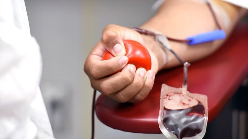 Salva tres vidas en menos de una hora.
Donar sangre es seguro, rápido y más importante de lo que imaginas.