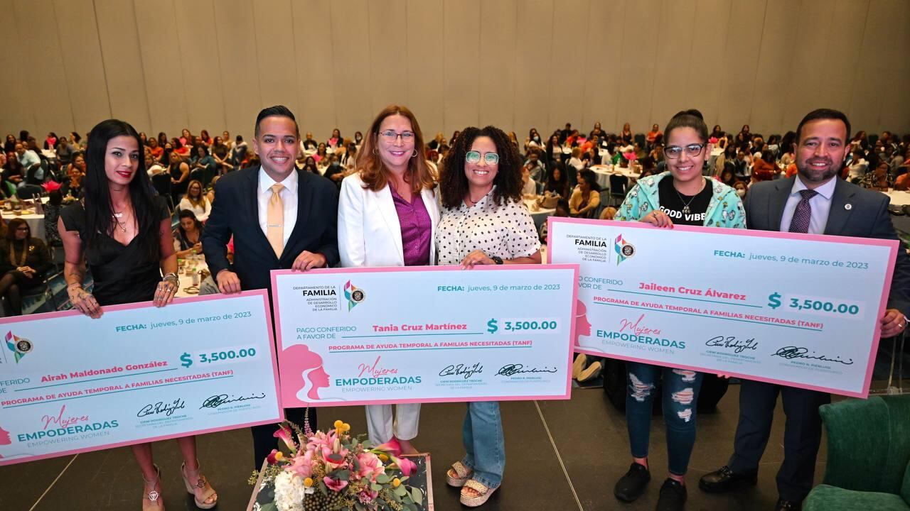 ADSEF otorgó incentivos de $3,500 a 525 jefas de familia.