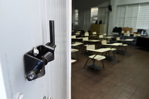 Inician talleres educativos sobre la décima para maestros en toda la Isla