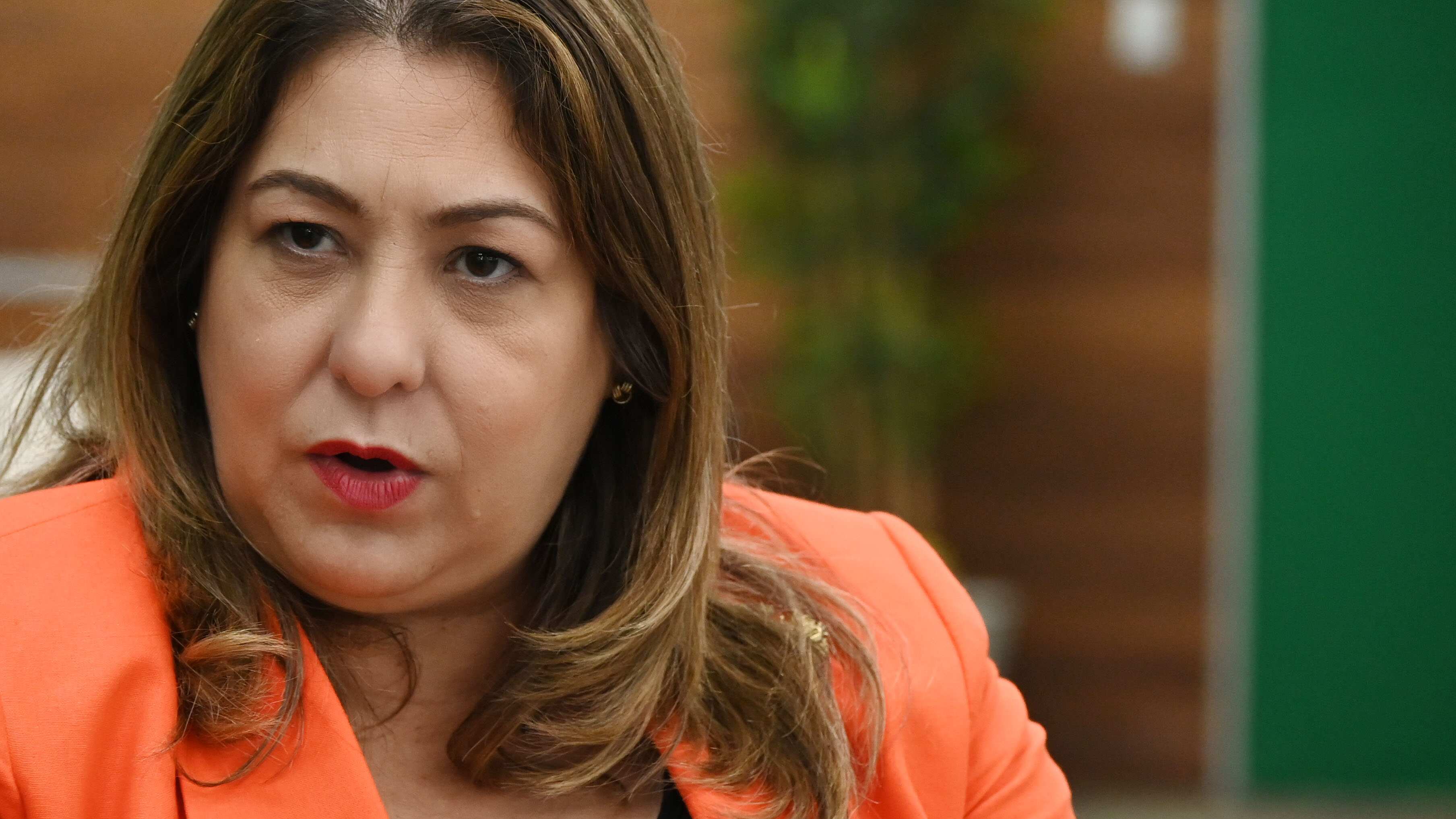 Entrevista a la Secretaria de la Familia, Suzanne Roig Fuertes