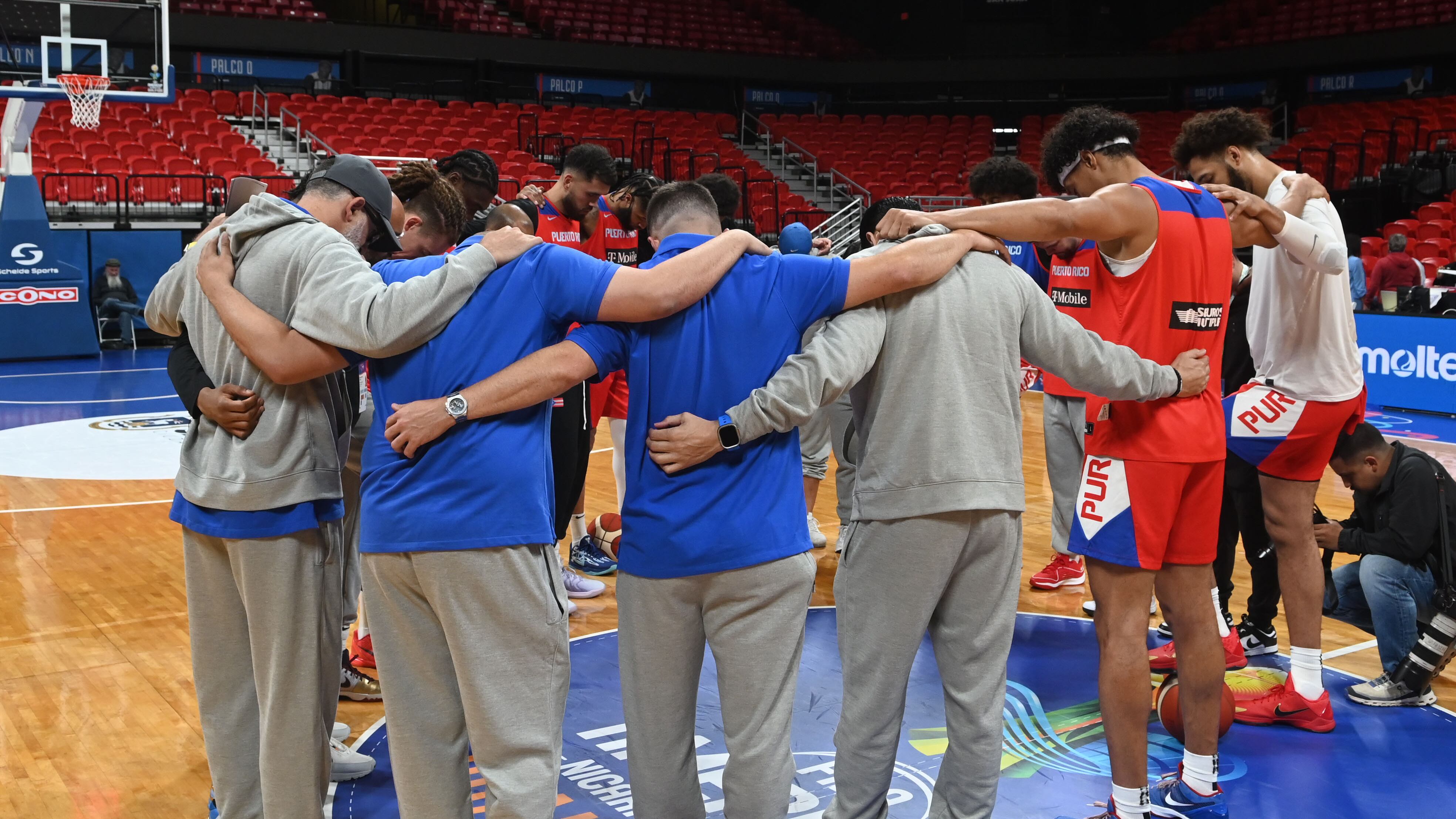 Entrenamiento del equipo Nacional de baloncesto PUR.