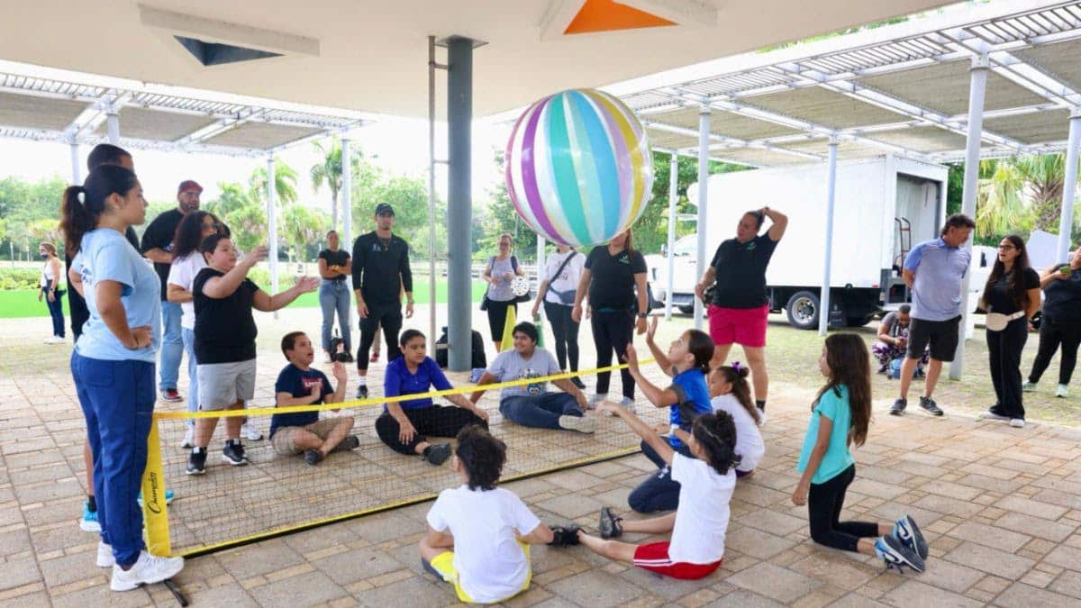 Departamento de Educación celebra actividad de apertura del Mes de la Educación Especial.
