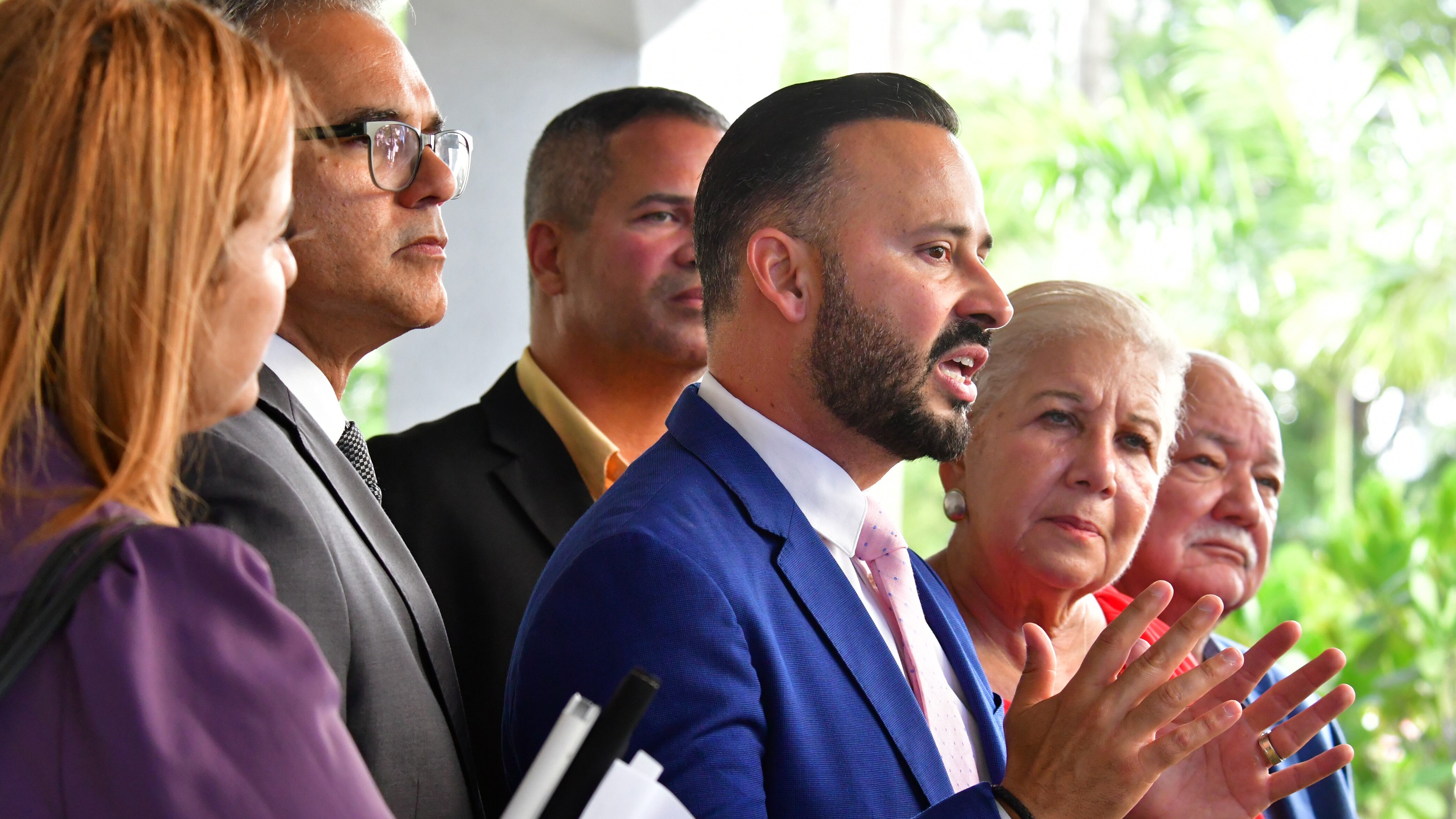 Alcaldes de la Asociación de Alcaldes, discuten lo que conversaron con la Junta de Control Fiscal