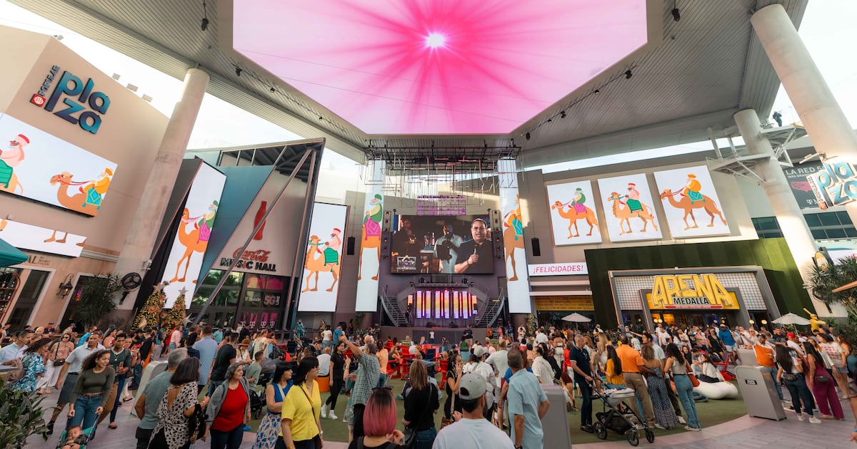 ¡Celebra el Festival de Reyes en Distrito T-Mobile!