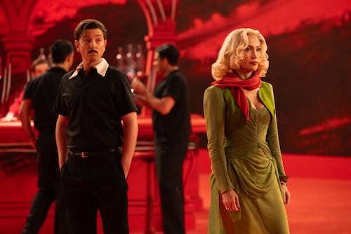 Diego Luna y Bill Condon reinventan El beso de la mujer araña