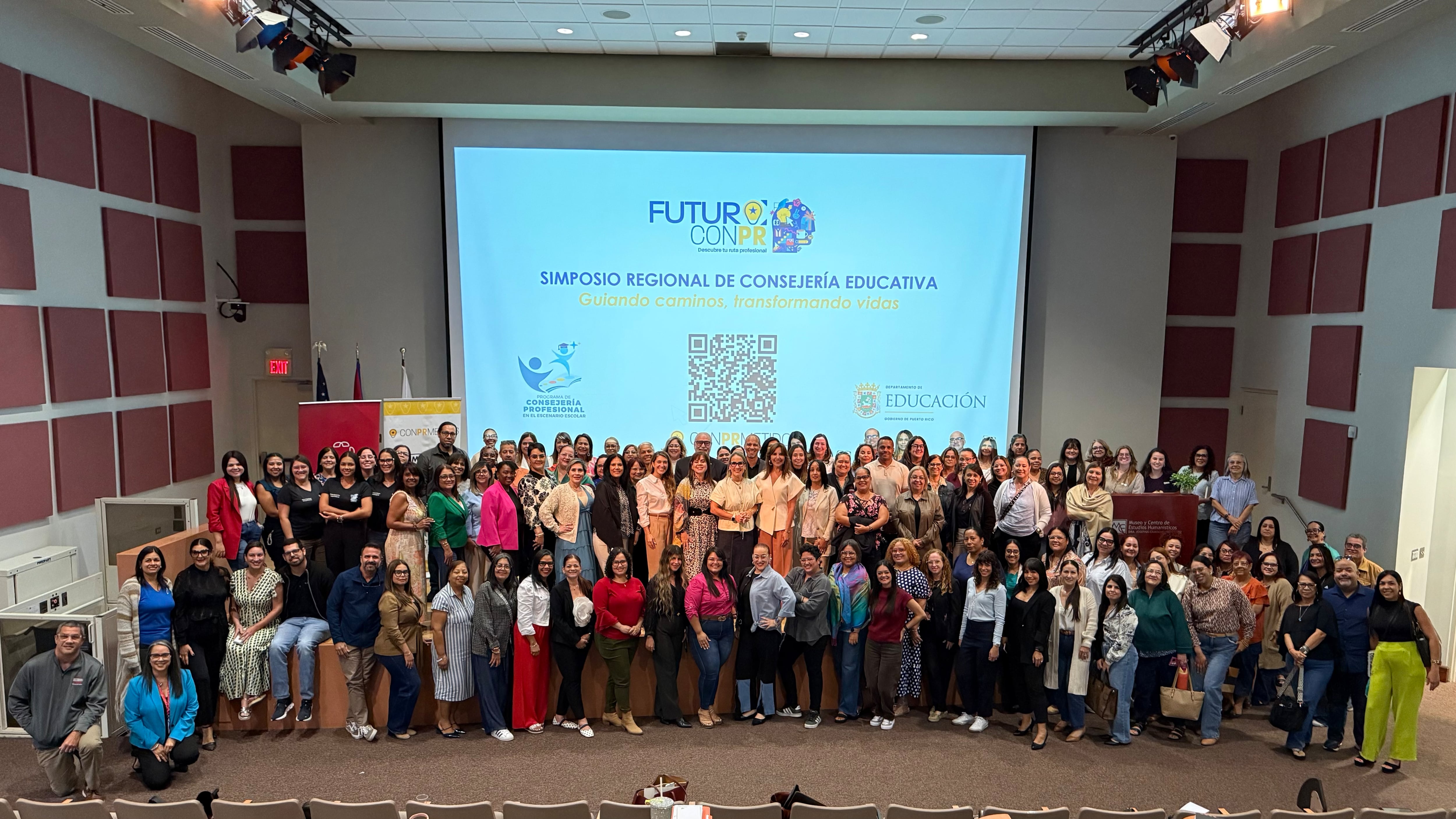 ConPRmetidos impacta a 300 consejeros escolares y fortalece la orientación educativa en Puerto Rico