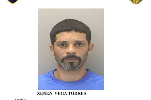 Archivan cargos contra hombre acusado de agredir a Jorge Santini