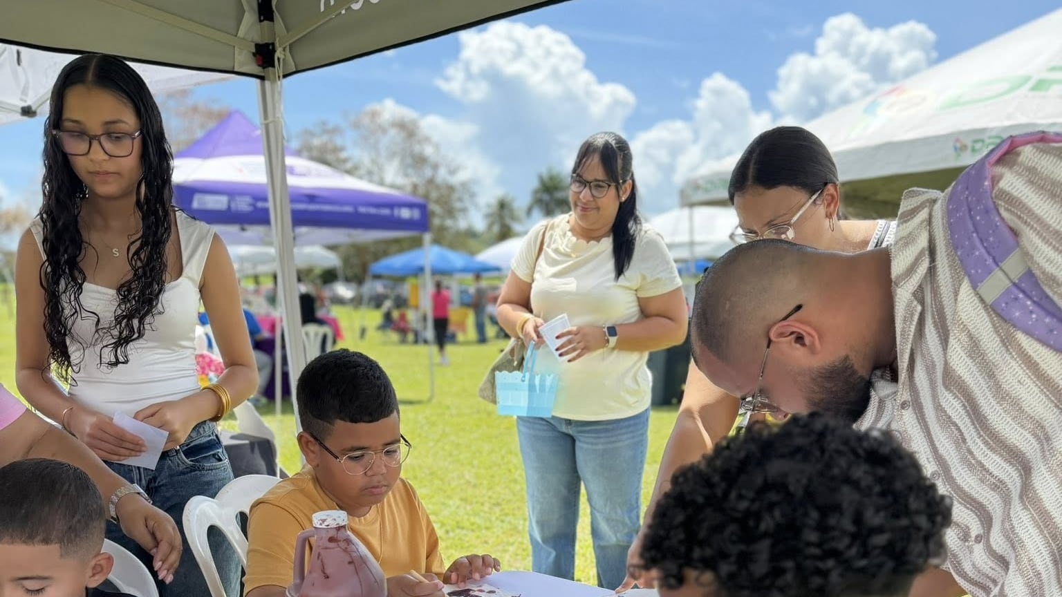 Sobre 300 niños de Ceiba celebran el Día de Pascua
