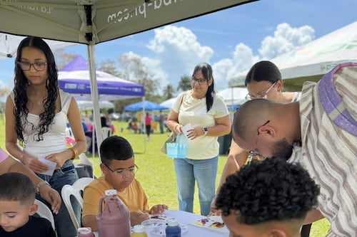 Sobre 300 niños de Ceiba celebran Día de Pascua