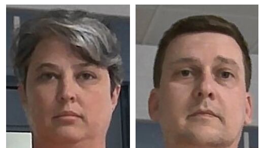 Estas fotos distribuidas el 9 de octubre de 2021 por la Autoridad Penitenciaria de Virginia Occidental, muestran a Diana Toebbe, izquierda, y Jonathan Toebbe.