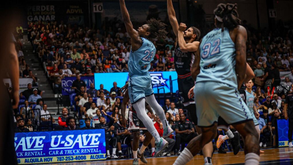 Mets de Guaynabo vs. Leones de Ponce