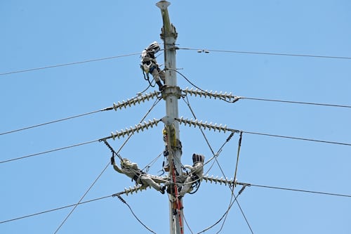 LUMA culpa falta de generación por relevos de carga