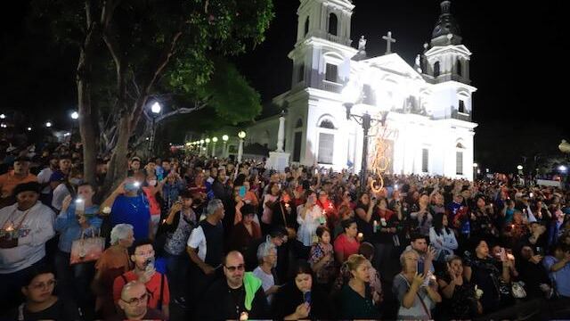 Ponce celebra las tradicionales “Mañanitas” en honor a la Virgen de Guadalupe.