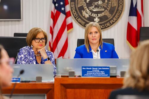 Senado investiga protocolos para prevenir la explotación financiera de adultos mayores