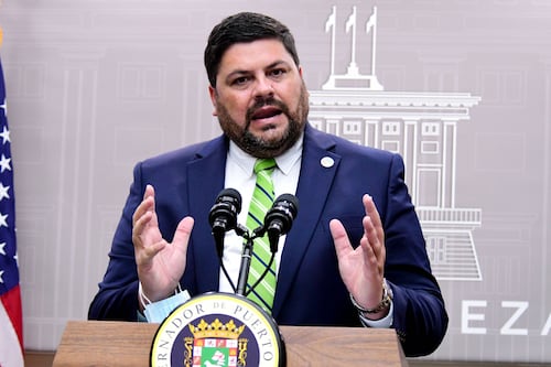 Departamento de Salud espera que hoy hospitales entreguen un censo del personal disponible