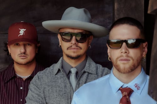 Piso 21 transforma su historia con TRESCENDER: el álbum que defiende su esencia y su libertad