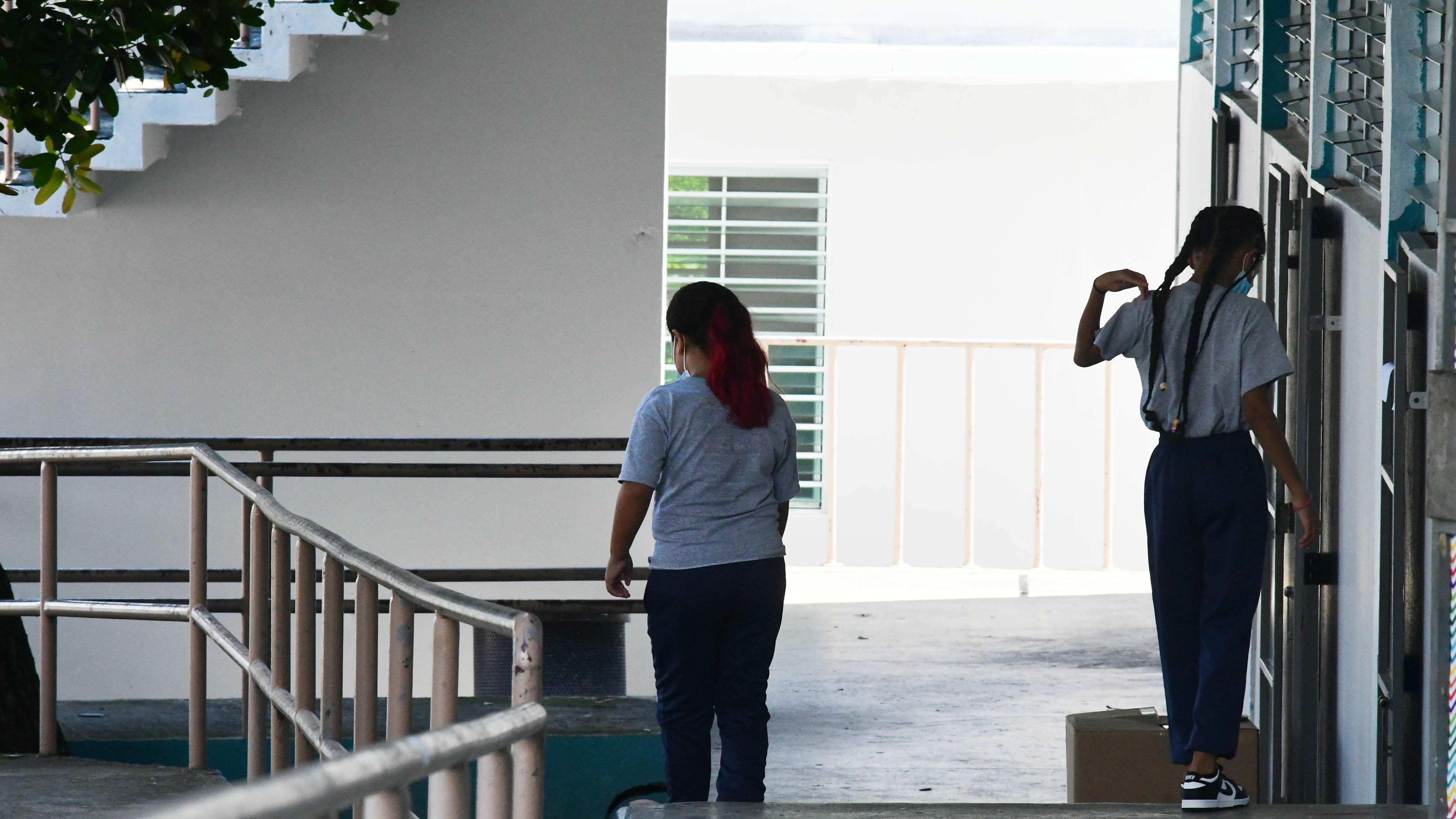Fondos. El Departamento de Educación cuenta con gran cantidad de fondos federales para atender el sistema. / archivo