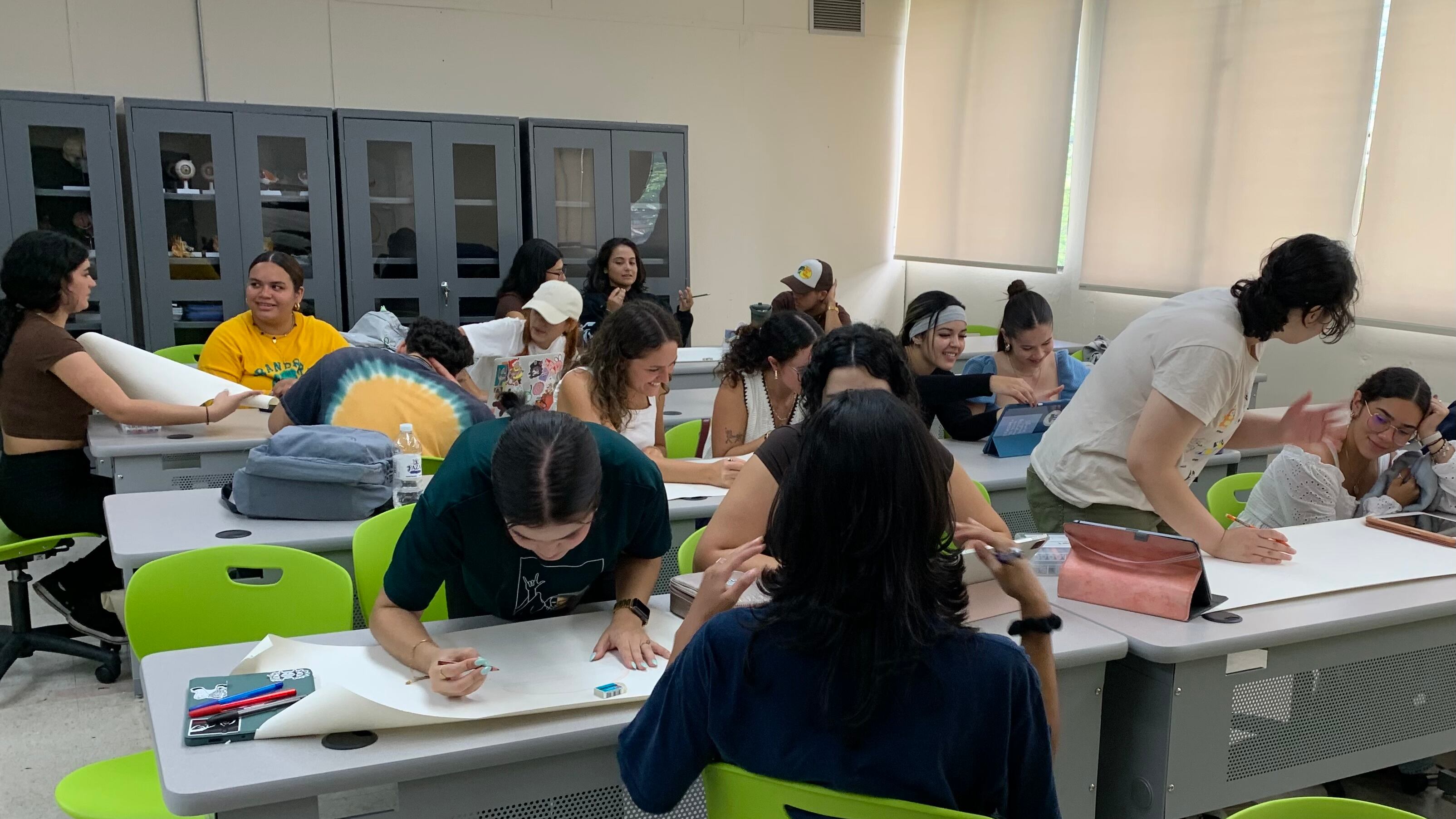 Estudiantes de Ciencias Sociales de la UPR Cayey investigan inestabilidad ecológica en el Caribe mediante etnografía.