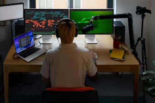 Apple apuesta por convertirse en la mano derecha de los creadores de contenido con una colección de apps pensada para influencers