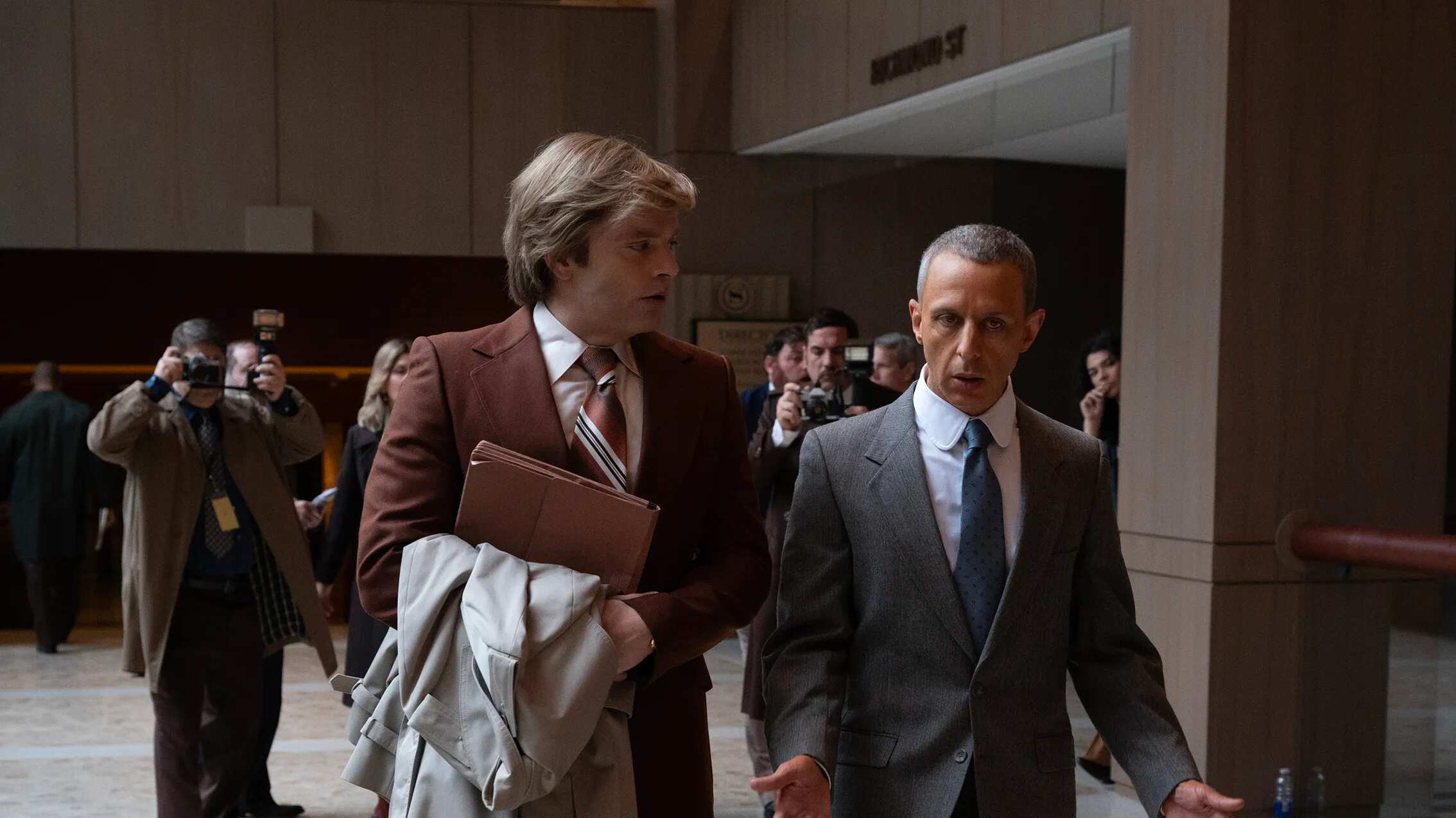 Jeremy Strong y Sebastian Stan buscarán sus estatuillas