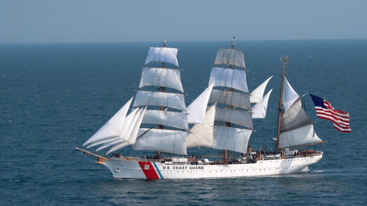 Barco Eagle de la Guardia Costera de EE.UU