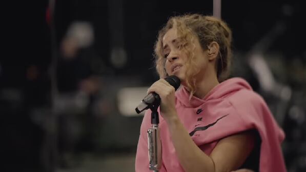 ¿Las mujeres ya no lloran? Shakira revela su canción emotiva para la gira