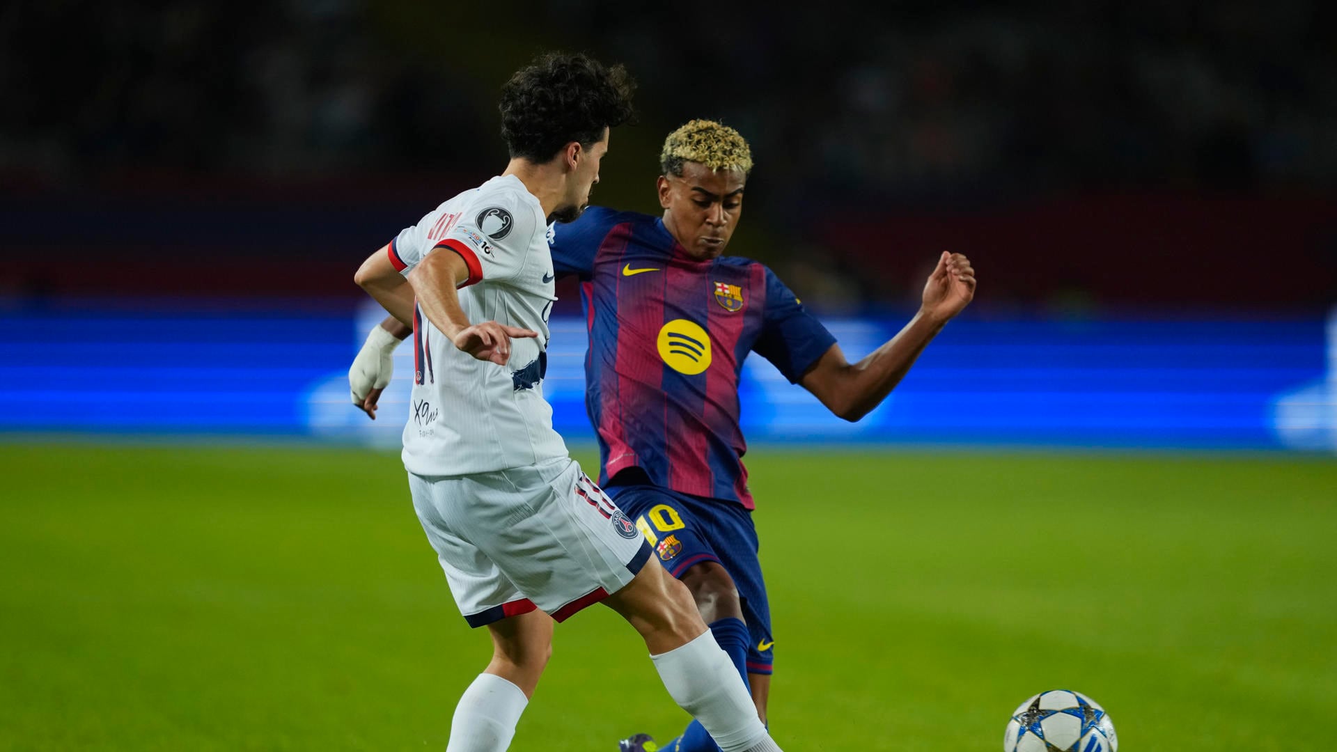 Lamine Yamal y Vitinha,