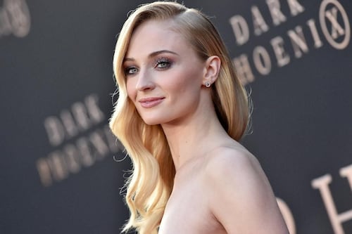 Sophie Turner aparece caracterizada por primera vez como Lara Croft en ‘Tomb Raider’