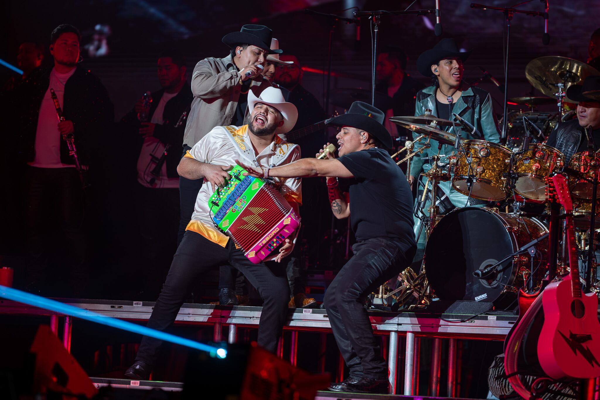 Grupo Firme en su concierto en Puerto Rico.