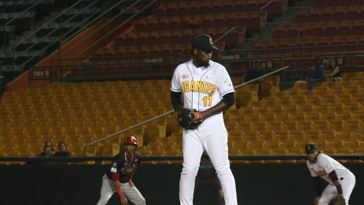 Eduardo Rivera, de los Gigantes de Carolina.