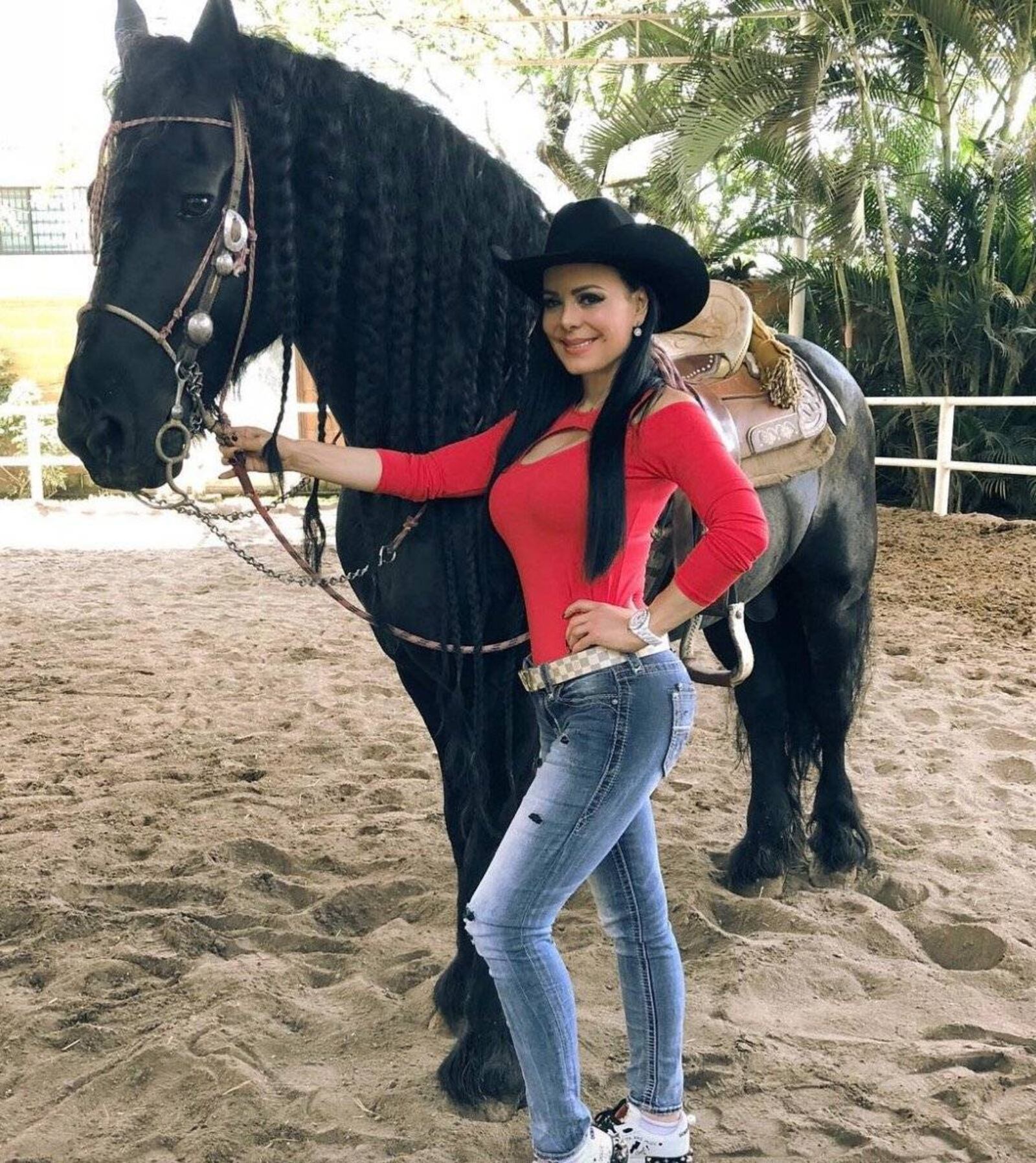 Maribel Guardia celebra 60 años con fotos desnuda – Metro Puerto Rico