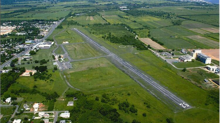 Aeropuerto de Arecibo estrena sistema de ayuda de navegación visual remoto y otros equipos para maximizar su eficiencia operacional.