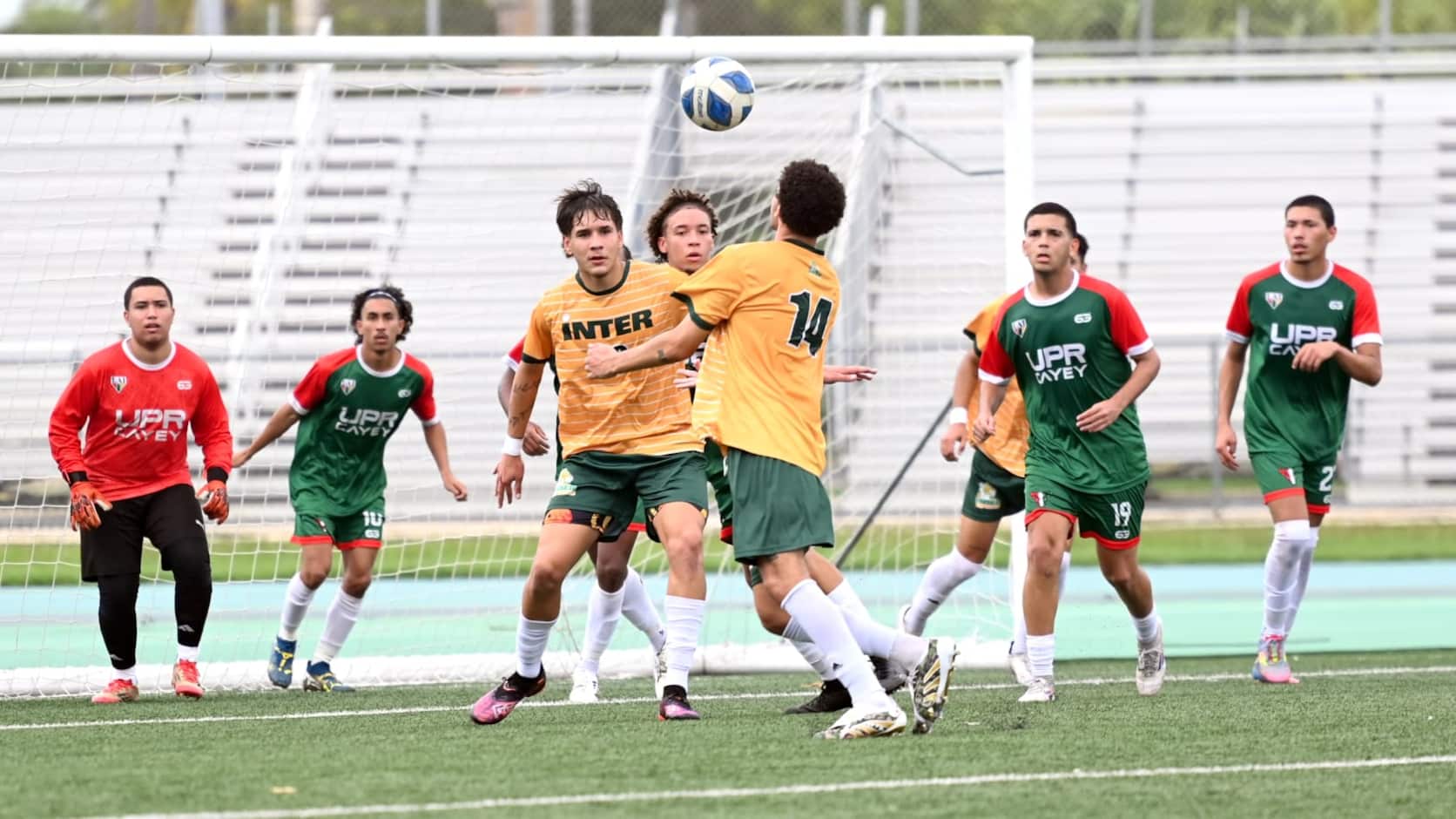 El torneo de fútbol de la LAI entra en su etapa decisiva.
