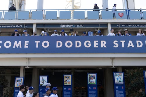 Entradas para juego inaugural de los Dodgers alcanzan precios récord