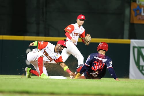 Los Toritos de Cayey alcanzan su histórica cifra de las 1,000 victorias al blanquear a Cidra