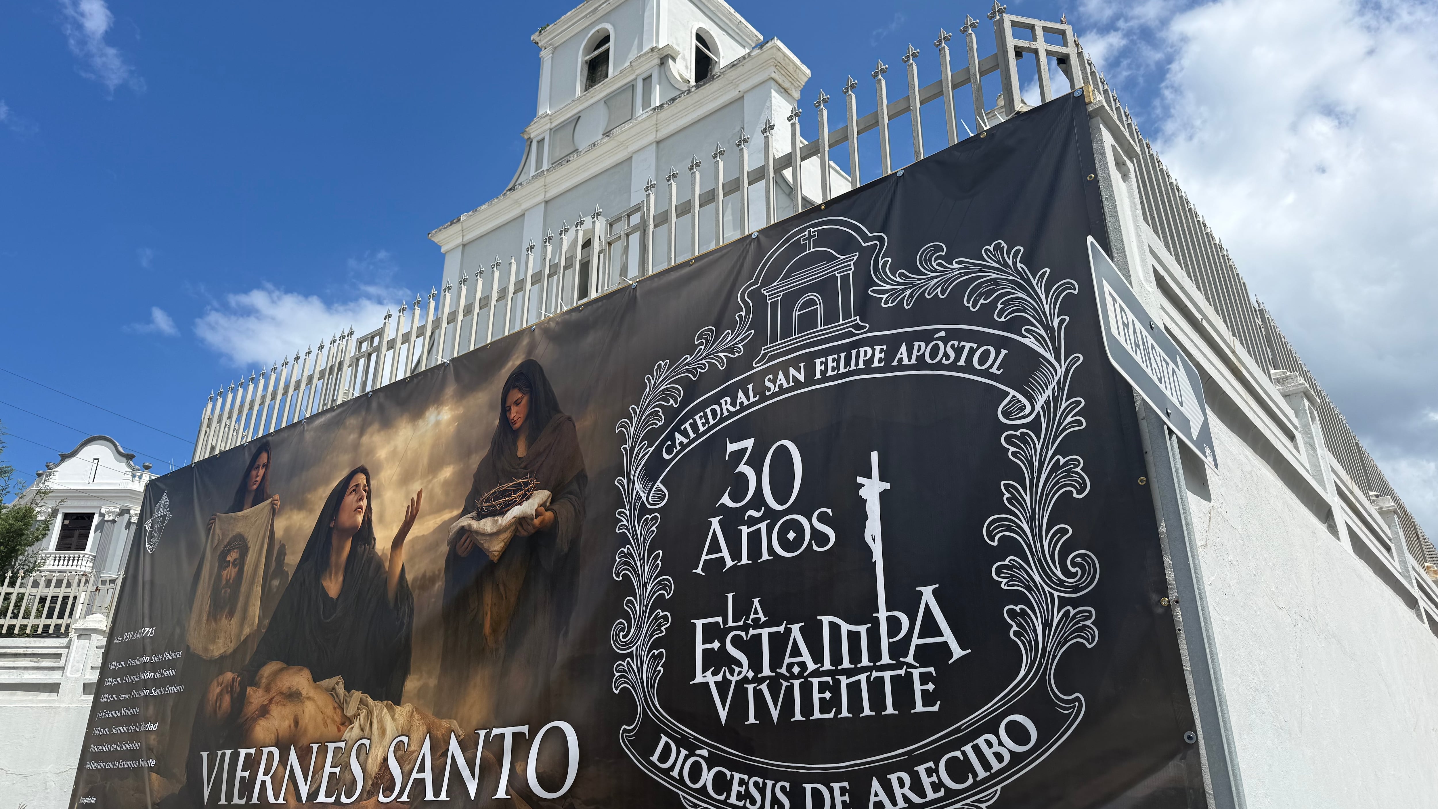Fachada de la Catedral San Felipe.